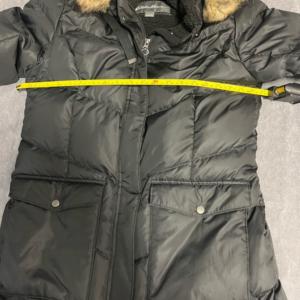 Women's Lodge Cascadian Down Parka, Size- Medium - Picture 5 of 13